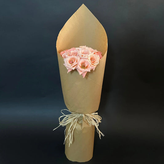 Roses roses claires vue de face